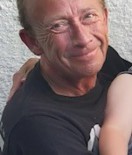 Stephen J Hewitt