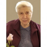 Anna Leone
