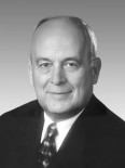 L'honorable Claude Bisson O.C.
