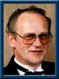 Wayne Elden Oxner