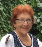 Yvette Paré